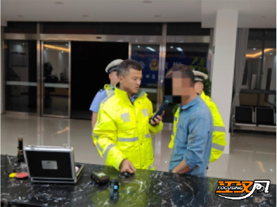 荆州交警持续严查酒醉驾 筑牢交通安全防线