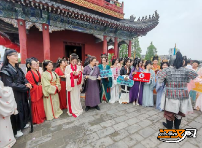 荆州：楚韵新生 以袍为媒 打造文旅融合新标杆