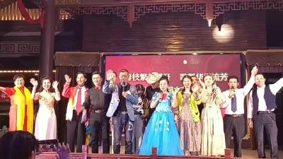 春枝繁花盛开  歌舞华彩流芳 荆州市举办民间文艺展演
