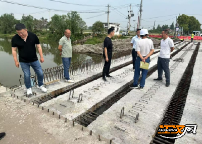 江陵县公路建设养护中心开展“五一”节前安全大检查