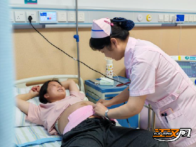 产科医务人员假期不打烊 守护母婴健康