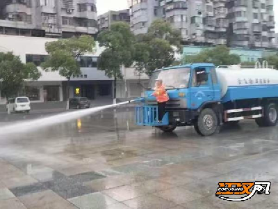 “五一”我在岗丨荆州：环卫工人坚守一线“擦靓”城市
