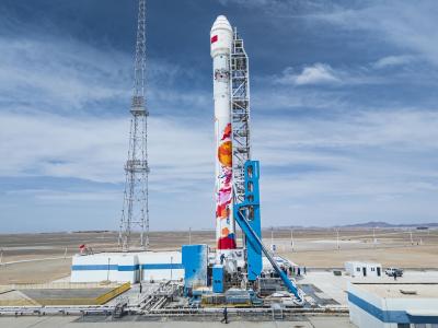 朱雀二号改进型遥二运载火箭发射成功