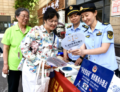 世界计量日 | 荆州市市场监管局开展计量惠民生服务宣传活动