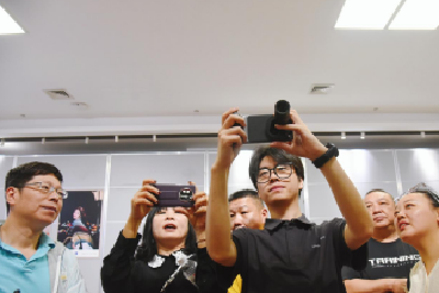 荆州市摄影家协会携手VIVO开启手机摄影培训新篇