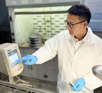 青年榜样！王明远荣获“湖北青年五四奖章”！