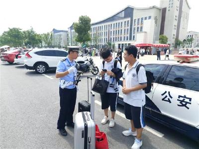 护航高考 | 安保预案出炉  荆州交警护航考生平安出行