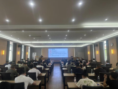 干部素质提升年丨荆州经开区西湖街道“半月堂”上新，聚焦安全生产与招商