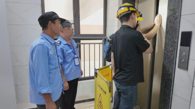 石首市市场监管局：开展电梯应急演练 守护群众乘梯安全