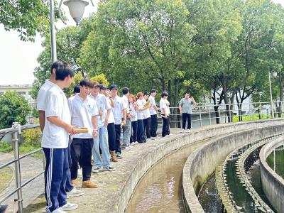 一堂思政课，为何三位导师共讲？——记荆州职业技术学院“行走的思政课”习近平生态文明思想专题实践教学活动