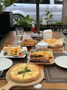 一天三顿饭，少吃哪一顿最伤身？答案颠覆你想象！