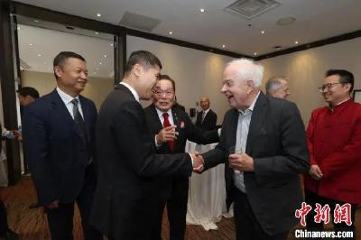 加拿大前驻华大使麦家廉辞世
