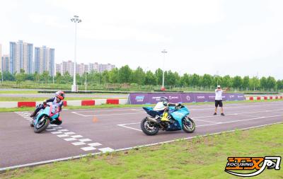 “CFMOTO天才计划”2025国际训练营在荆州开营 培育摩托车赛事新生力量