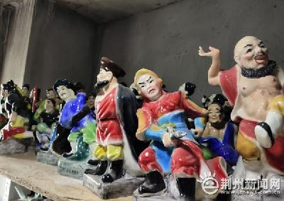 特约记者行：荆州这家酒瓶子博物馆异彩纷呈