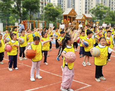荆州区文旅实验幼儿园“数学区域活动”引关注 70余名幼教同仁共研启蒙新路径