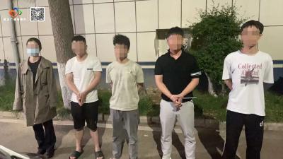 破门而入！武汉警方抓获32名“白富美”