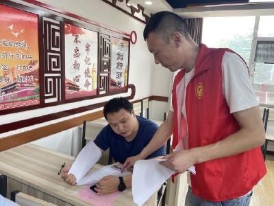 平安创建月丨荆州区郢南村：驻村律师进村普法 扫黑除恶宣传深入人心