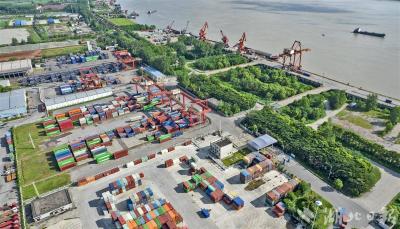 2150.67万吨！14.34万箱！荆州实现“双过半”