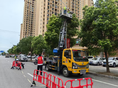 点亮“民心灯” 照亮“平安路”