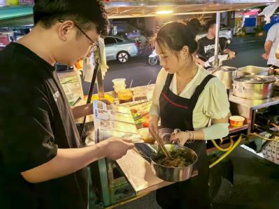 夜市烟火浓，安全“护”更稳