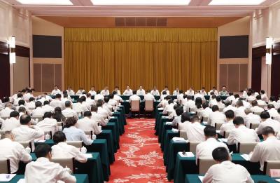王忠林主持召开省委常委会（扩大）会议暨市州党委书记座谈会坚决扛起经济大省挑大梁责任高质量做好下半年经济工作李殿勋孙伟诸葛宇杰出席