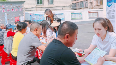 荆州洪湖：“莲心办”架起“连心桥”，解民忧、暖民心的“金钥匙”亮闪闪