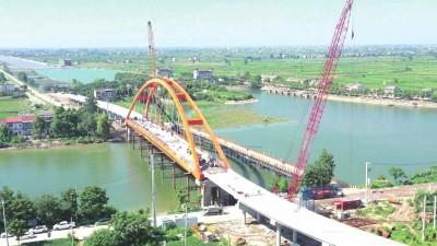 洪湖瞿家湾镇：老区飞架“幸福桥”