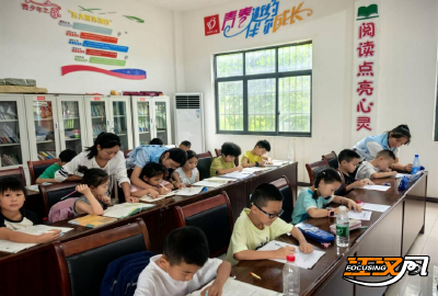 “三下乡”进行时｜长江大学文理学院体育系：让体育之花绽放在乡村沃土！