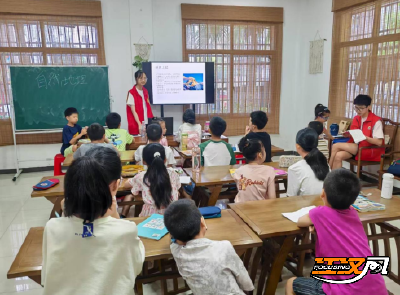 沙市区文化宫社区暑假“爱心托管班”： 探索世界奥秘 学习地理知识 