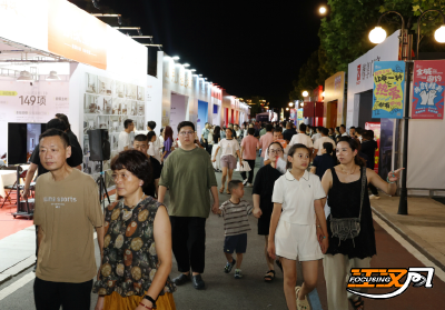 荆州市2025年家居装饰装修交易会开幕 首日签约合同金额500余万元 