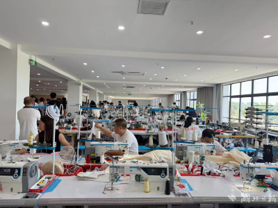 【活力中国调研行】在离家近的地方工作 更有幸福感