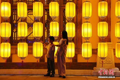 【活力中国调研行】湖北荆州：“古风夜游”激发文旅新活力