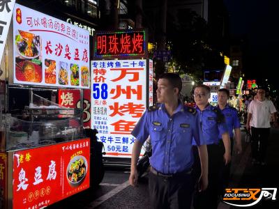让市民出行更畅通： 荆州区城管实施“错时执法”疏通堵点