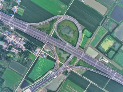新高速8日零时通车，武汉到洪湖1小时直达
