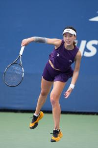 逆转获胜！中国金花王欣瑜闯过美网首轮关