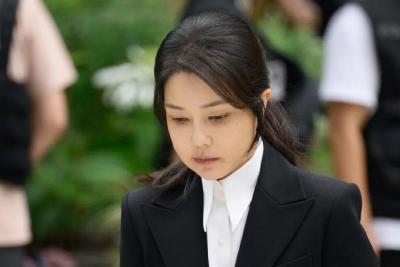 韩国前总统尹锡悦妻子金建希被捕