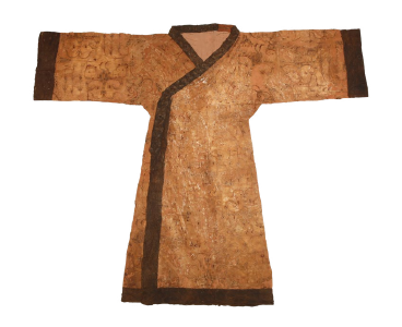 每日一宝丨战国顶流穿搭！这件2400年前的“高定华服”美到窒息！