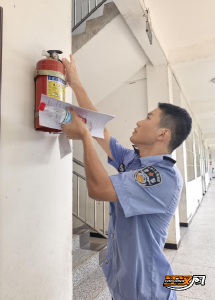 监利市龚场镇：校园安全无小事  部门联动护师生
