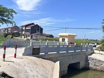 荆州市荆州区：架起“幸福桥” 畅通“民生路”
