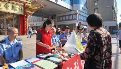 石首市2025年食品安全宣传周活动启动：尚德守法 共享食安