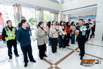 沙市区公安分局开展功模民警家属进警营活动