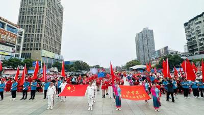 沙市区举办“体育伴中秋”活动 千余名老年人展风采贺国庆