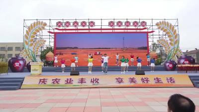 江陵乡亲共享文体盛宴 五大主题精彩纷呈