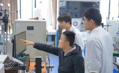 挑战杯特等奖！再+2！！