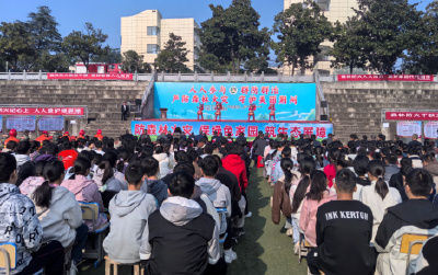 荆州市自然资源和城乡建设局在石首桃花山镇开展森林防火系列宣传活动