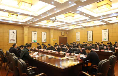 洪湖法院青年干警代表座谈：践行为民初心  建功支点建设