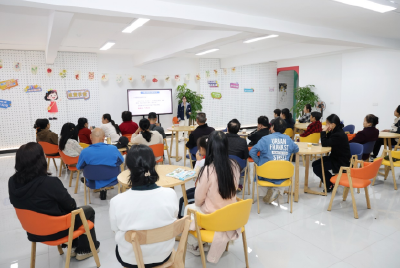 沙市区武德路社区：小儿推拿护视力 感受中医养生文化