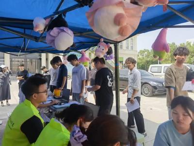 荆州职院169名师生为爱献血，为白血病患儿筑起生命防线
