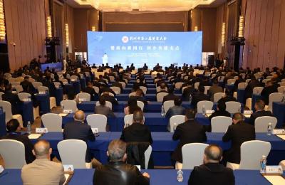 湖北第七届楚商大会荆州行活动暨荆州市第二届楚商大会举行