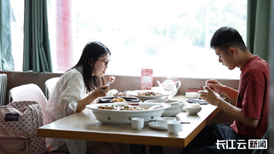 味蕾“爆炸”！国际生鲜直达内陆餐桌